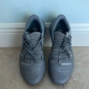 Under Armour Womens Block City 2.0 SZ 9